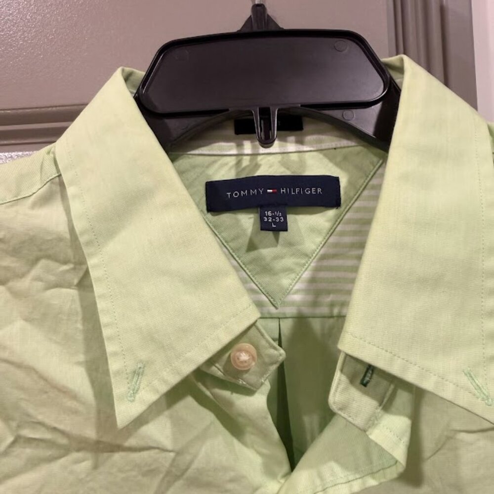 Tommy Hilfiger Men's Dress Shirt